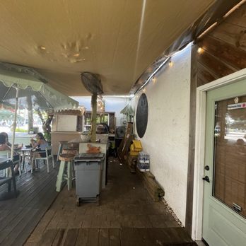 Luna Muna Cafe Bar - Outdoor patio and dog friendly - Breakfast & Brunch Near Me - Panama City, Florida Luna Muna Cafe Bar - Outdoor patio and dog friendly - Breakfast & Brunch Near Me - Panama City, Florida