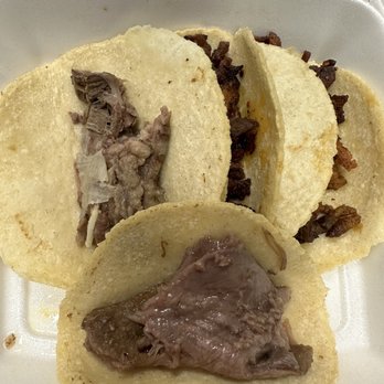 Taqueria el tocallo - three tacos in a styrofoam container - Mexican Near Me - Dallas, Texas Taqueria el tocallo - three tacos in a styrofoam container - Mexican Near Me - Dallas, Texas