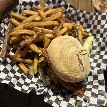The Dunedin Smokehouse - Smokehouse Burger - Barbeque Near Me - Dunedin, Florida The Dunedin Smokehouse - Smokehouse Burger - Barbeque Near Me - Dunedin, Florida