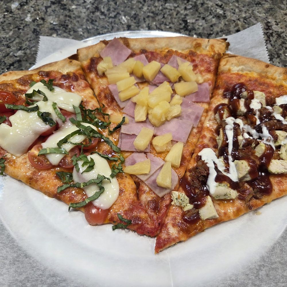 Brooklyn V's Pizza - Margarita, Hawaiian, Barbecue Chicken & Bacon - Pizza Near Me - Queen Creek, Arizona Brooklyn V's Pizza - Margarita, Hawaiian, Barbecue Chicken & Bacon - Pizza Near Me - Queen Creek, Arizona