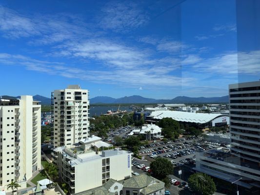 Pullman Cairns International by null