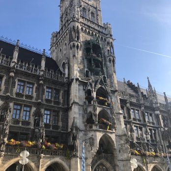 Cafe Glockenspiel - Glockenspiel - Cafes Near Me - Munich, BY Cafe Glockenspiel - Glockenspiel - Cafes Near Me - Munich, BY