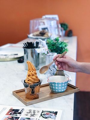 L'moon Creamery - Upland by null