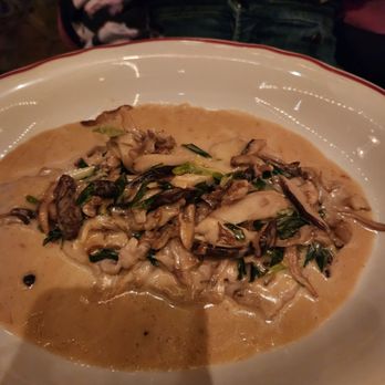 Le Diplomate - Brasseries Near Me - Washington, DC, District of Columbia