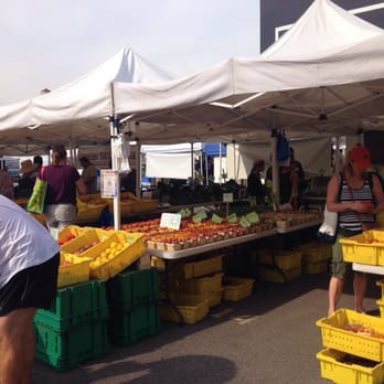Green City Market - Awesome tomatoes and veggies - Farmers Market Near Me - Chicago, Illinois Green City Market - Awesome tomatoes and veggies - Farmers Market Near Me - Chicago, Illinois