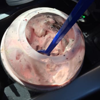 Culver's - Double strawberry concrete mixer with Oreo and hot caramel!!! - Fast Food Near Me - Morris, Illinois