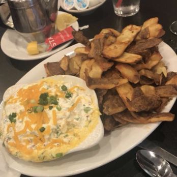 Maple Leaf Diner - American Near Me - Dallas, Texas Maple Leaf Diner - American Near Me - Dallas, Texas