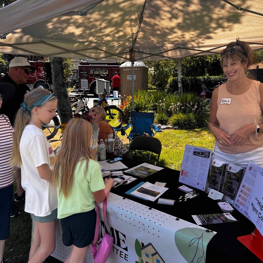 Jamba - First Responders fair HLE Welcome Committee meet n greet booth - Juice Bars & Smoothies Near Me - Roseville, California Jamba - First Responders fair HLE Welcome Committee meet n greet booth - Juice Bars & Smoothies Near Me - Roseville, California