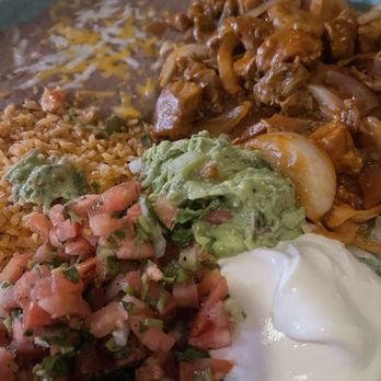 El Molcajete Mexican Grill - Served as Carnitas? Smh @ El Molcajete. - Mexican Near Me - Medford, Oregon El Molcajete Mexican Grill - Served as Carnitas? Smh @ El Molcajete. - Mexican Near Me - Medford, Oregon