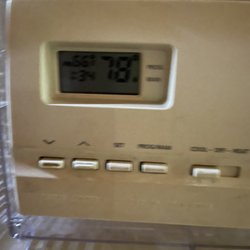 Grapevine Plaza - No Air Conditioning