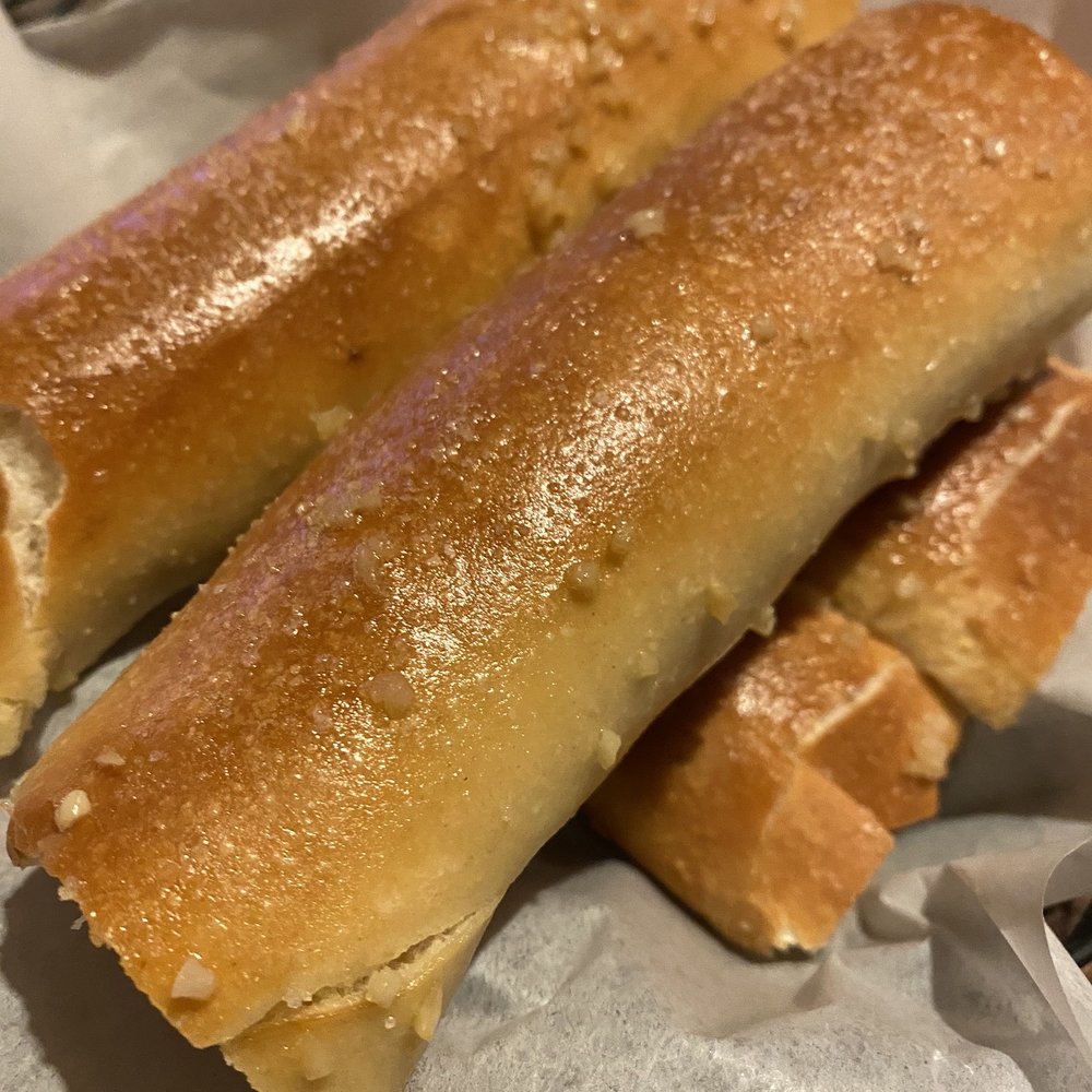 Oscar's Brewing Company - Gotta get the OBC Breadsticks Plate! - American Near Me - Temecula, California