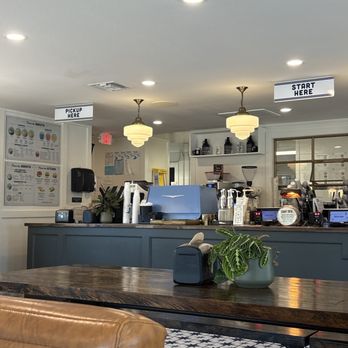 Parlor Doughnuts - Interior - Coffee & Tea Near Me - Gulf Shores, Alabama Parlor Doughnuts - Interior - Coffee & Tea Near Me - Gulf Shores, Alabama