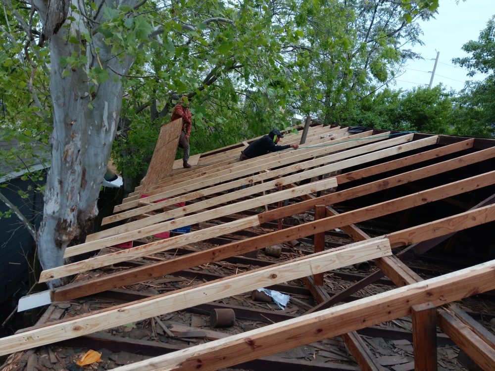 Slide of Y O Roofing