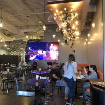 Q'Kenan Restaurant - Right side of the dining room. - Venezuelan Near Me - Orlando, Florida Q'Kenan Restaurant - Right side of the dining room. - Venezuelan Near Me - Orlando, Florida