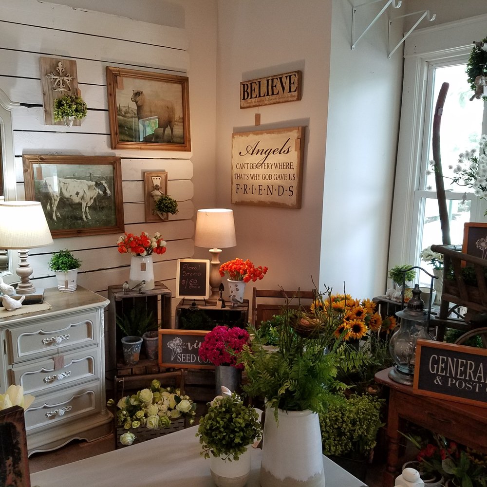 Blackbird Nest - colorful arrangements - Home Decor Near Me - Franklin, Indiana Blackbird Nest - colorful arrangements - Home Decor Near Me - Franklin, Indiana