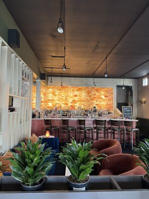 Pink Salt Restaurant & Lounge by null