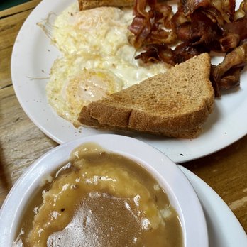 Sunrise Breakfast Shoppe - Breakfast & Brunch Near Me - Chesapeake, Virginia