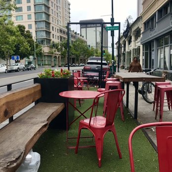 Farley's East - Outdoor patio - Coffee & Tea Near Me - Oakland, California Farley's East - Outdoor patio - Coffee & Tea Near Me - Oakland, California