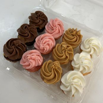 McKinney Cakes - Bakeries Near Me - Montgomery, Alabama McKinney Cakes - Bakeries Near Me - Montgomery, Alabama