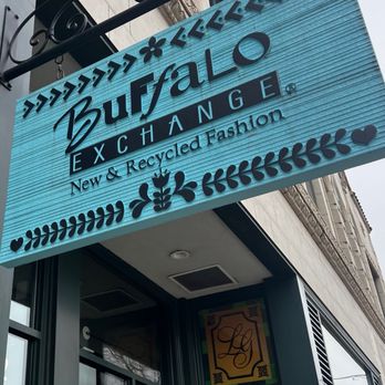 Buffalo Exchange - Used, Vintage & Consignment Near Me - Chicago, Illinois