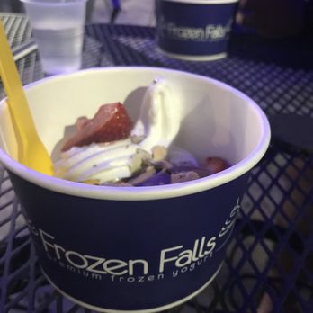 Frozen Falls  - Ice Cream & Frozen Yogurt Near Me - Basking Ridge, New Jersey