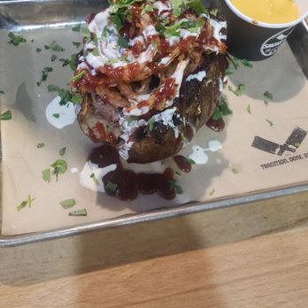 Smoke & Fire Social Eatery - Comfort Food Near Me - Paramount, California