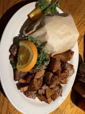 Buffalo Gap Saloon & Eatery: Restaurant & Bar by null