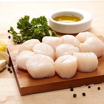 Save Mart - scallops and garlic on a cutting board - Grocery Near Me - lemoore, California