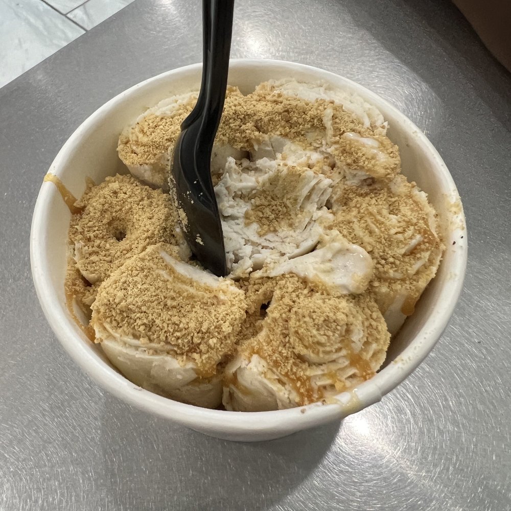 Milk Jar - Bridgewater Falls - a bowl of ice cream - Bubble Tea Near Me - Hamilton, Ohio