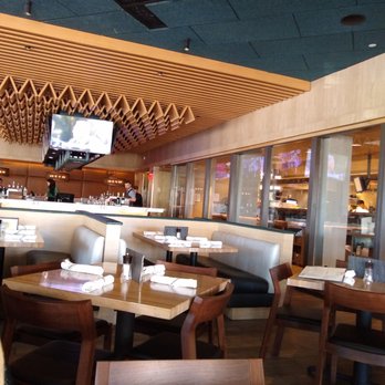Moxies - Cocktail Bars Near Me - Houston, Texas Moxies - Cocktail Bars Near Me - Houston, Texas