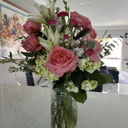 Tropical Elegance - Stunning Valentine's arrangement