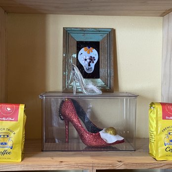 Ruby Slipper Orange Beach - Cafes Near Me - Orange Beach, Alabama