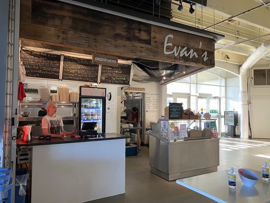 Evan's Seafood by null