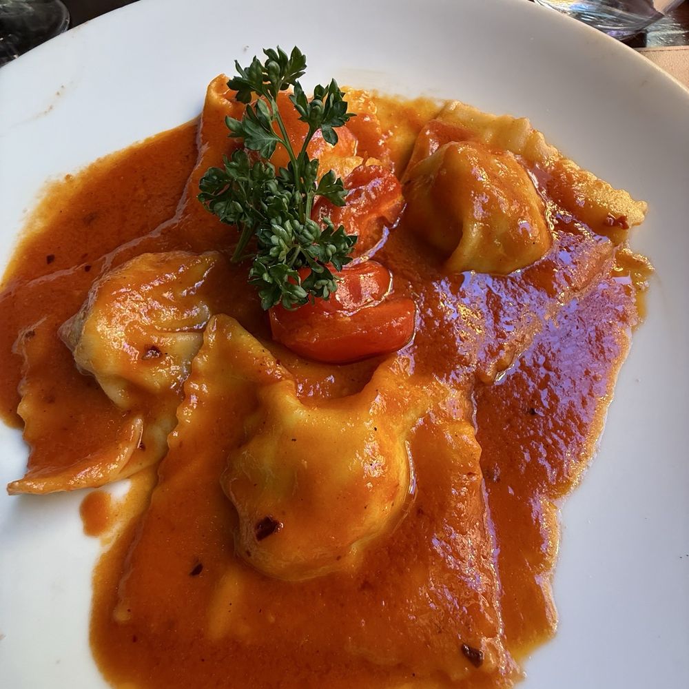 Enosteria Capolecase - Blue crab ravioli - Mediterranean Near Me - Rome, RM Enosteria Capolecase - Blue crab ravioli - Mediterranean Near Me - Rome, RM