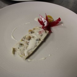 Auberge des Baronnies - Nougat de daurade et coques au yuzu