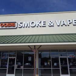 Oasis Smoke & Vape - Store front