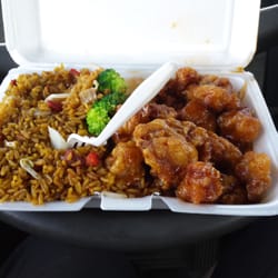 Green Jade Chinese Restaurant - General chicken dinner with egg roll & pork fried rice 6.95