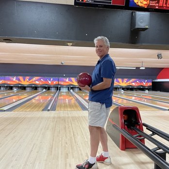AMF Sky Lanes - Bowling Near Me - Orlando, Florida