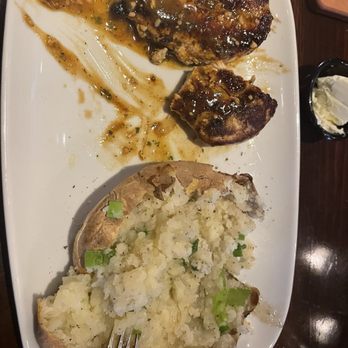 LongHorn Steakhouse - Lemon garlic chicken - Steakhouses Near Me - Bethlehem, Georgia LongHorn Steakhouse - Lemon garlic chicken - Steakhouses Near Me - Bethlehem, Georgia
