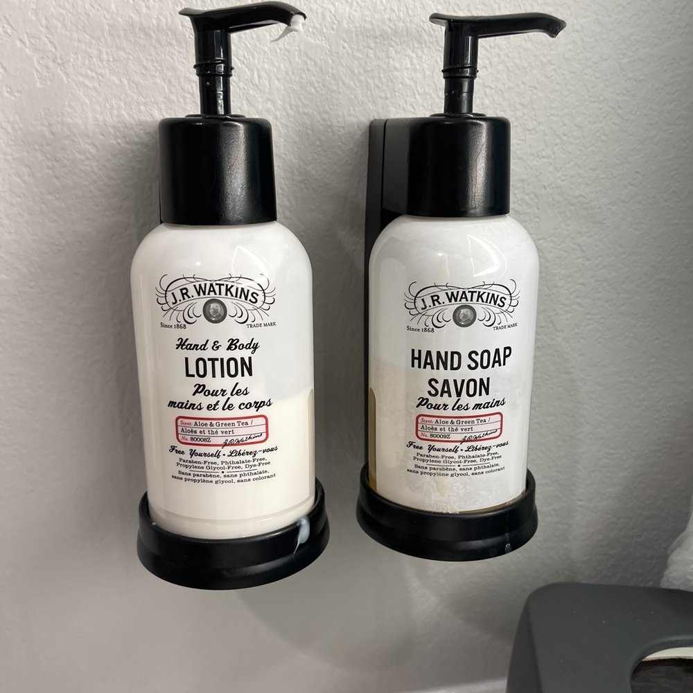 Bathroom supplies Bathroom supplies