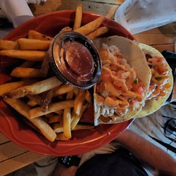 LakeHouse Pub - Shrimp tacos