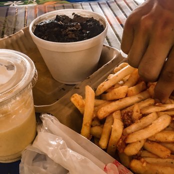 Ka'aha'aina Cafe - Luau Bowl was Perfect, the Garlic Fries had Real chopped garlic and perfectly cooked and tasting fries, and Mango Smoothie - Seafood Near Me - Waianae, Hawaii