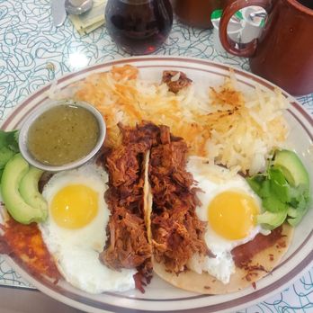 Davies' Chuck Wagon Diner - Barbocoa breakfast tacos, corn tortillas, eggs sunny-side up - Diners Near Me - Lakewood, Colorado