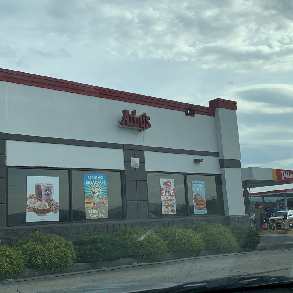 Arby's - broken door - Fast Food Near Me - Wytheville, Virginia