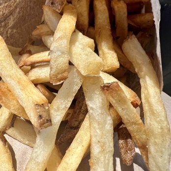 Roaming Rooster - French Fried Potatoes - Chicken Wings Near Me - North Bethesda, Maryland