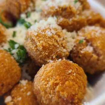 Toasted La Mesa - Parmesan truffle potatoes - Breakfast & Brunch Near Me - La Mesa, California Toasted La Mesa - Parmesan truffle potatoes - Breakfast & Brunch Near Me - La Mesa, California