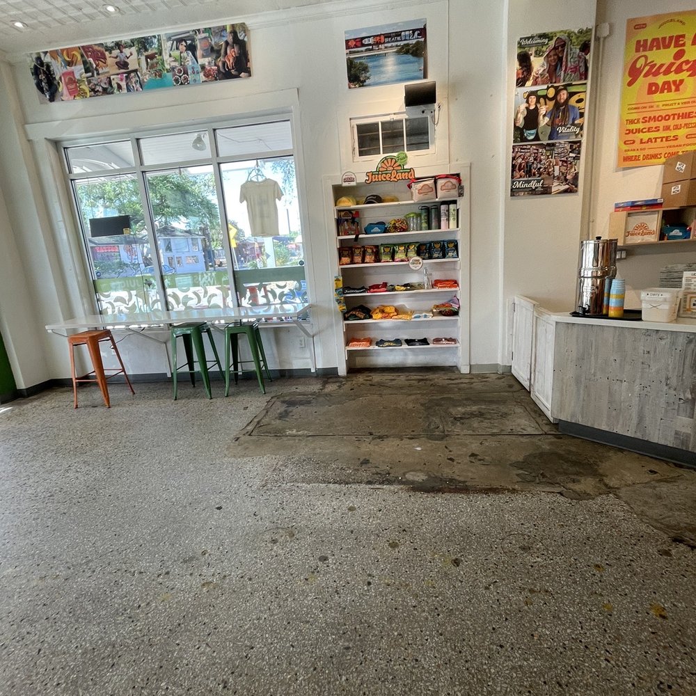 JuiceLand - Inside the store - Juice Bars & Smoothies Near Me - Houston, Texas