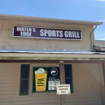 Water's Edge Sports Grill - Outside signage - Sports Bars Near Me - Galena, Ohio Water's Edge Sports Grill - Outside signage - Sports Bars Near Me - Galena, Ohio