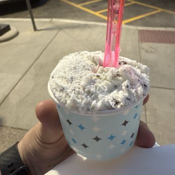 Frost Gelato - Small cup of stracciatella - Gelato Near Me - Phoenix, Arizona Frost Gelato - Small cup of stracciatella - Gelato Near Me - Phoenix, Arizona