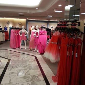 Dillard's - Accessories Near Me - Albuquerque, New Mexico